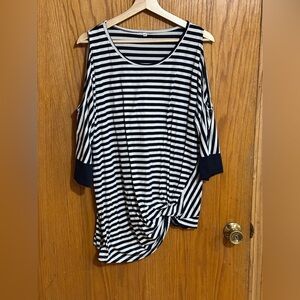 Striped black & White Cold-Shoulder Knot Front Top sz XL